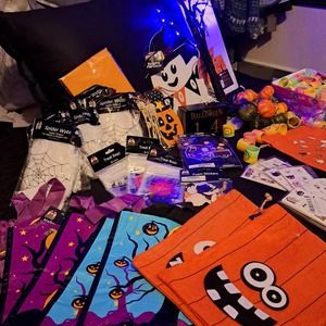 HALLOWEEN SALE! Led tree, Bags,Tattoos, Pendants, Decor, treats
